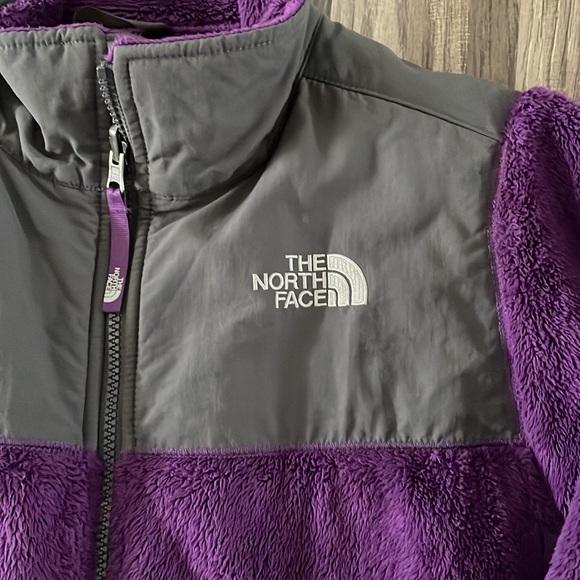 North Face Jacket - Picture 2 of 4